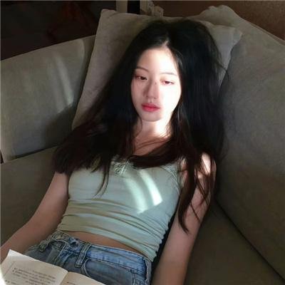 悄悄告诉你 海报